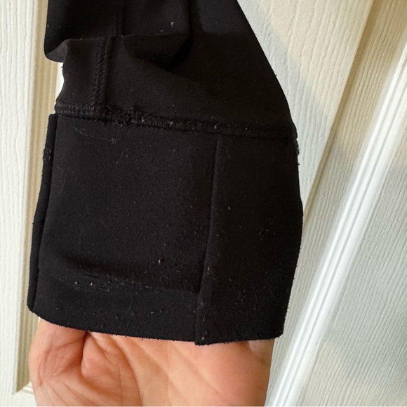 Lululemon Define Jacket 🖤 - Picture 6 of 7